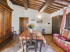 House | Dining