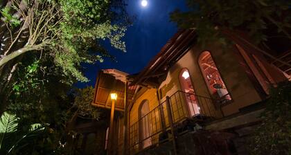 Casa Guarumo. The cloud forest magical villa.