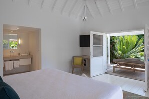 4 bedrooms, free WiFi, bed sheets