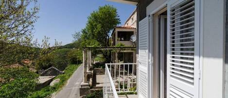 Apartment | Balcony