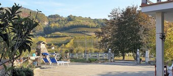 Vesime Villa With Garden