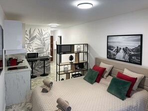 1 bedroom, iron/ironing board, free WiFi, bed sheets