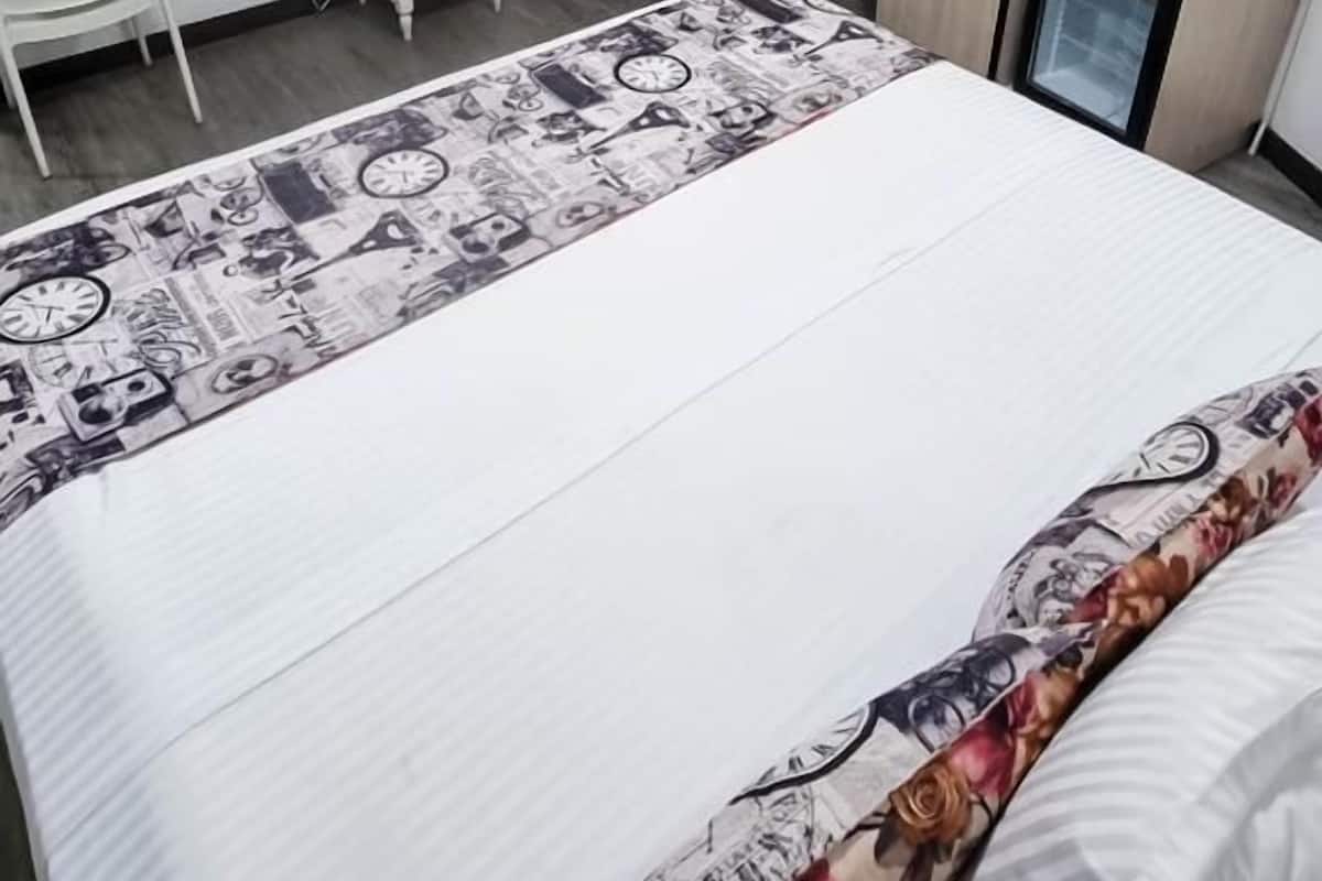 Camas con pillow-top, caja de seguridad en la habitación y escritorio