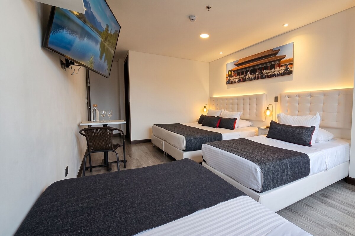 Standard Triple Room | Egyptian cotton sheets, premium bedding, pillow-top beds, in-room safe