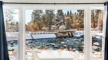 Estudio superior | Vistas desde la habitación