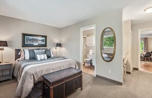 Suite tradicional | 1 habitación, decoración personalizada y muebles diferentes