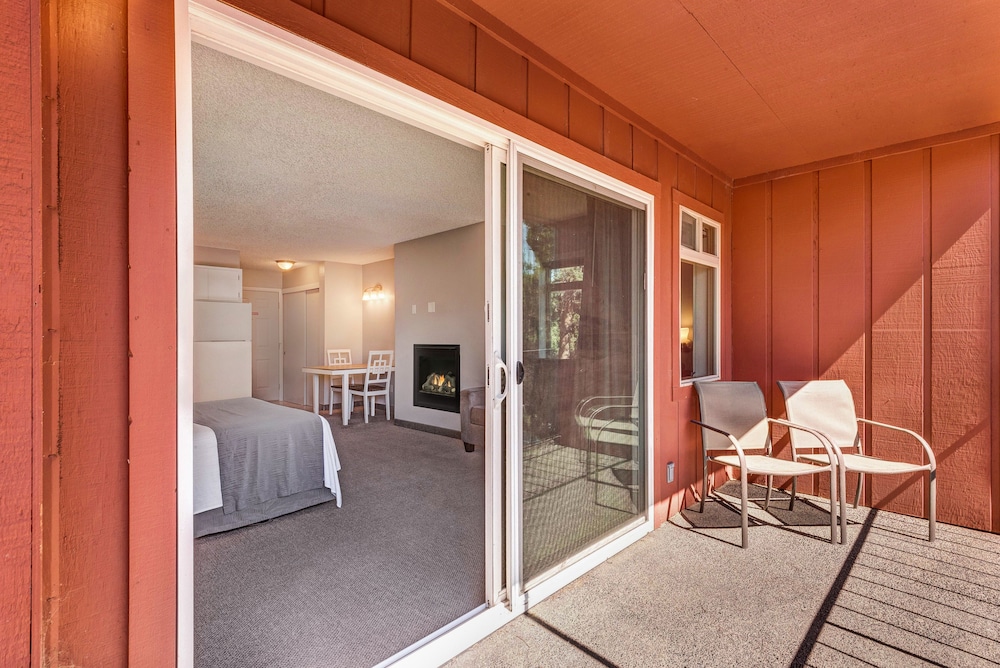 Bend Riverside Rentals LLC by null