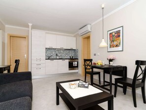 Apartment | Living area - Apartments Gaura - One-bedroom Apartment With Terrace (Dubrovnik)