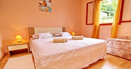 Apartments Bacic - One Bedroom Apartment With Terrace and Sea View