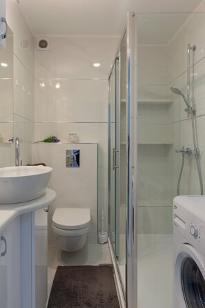 Shower, hair dryer - Apartment Super Marijo - Two-bedroom Apartment With Sea View (Dubrovnik)