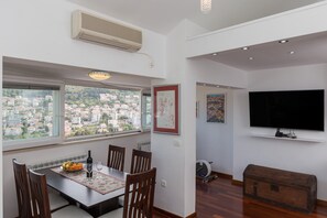 Dining - Apartment Super Marijo - Two-bedroom Apartment With Sea View (Dubrovnik)