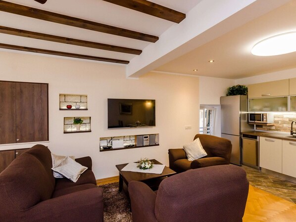 Apartment | Living area