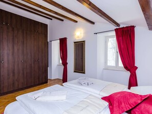 Apartment | 2 bedrooms, iron/ironing board - Apartment Maru Prestige - Comfort Duplex Two Bedroom Apartment (Dubrovnik)
