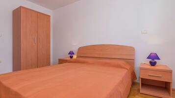 Apartment | 2 bedrooms, bed sheets