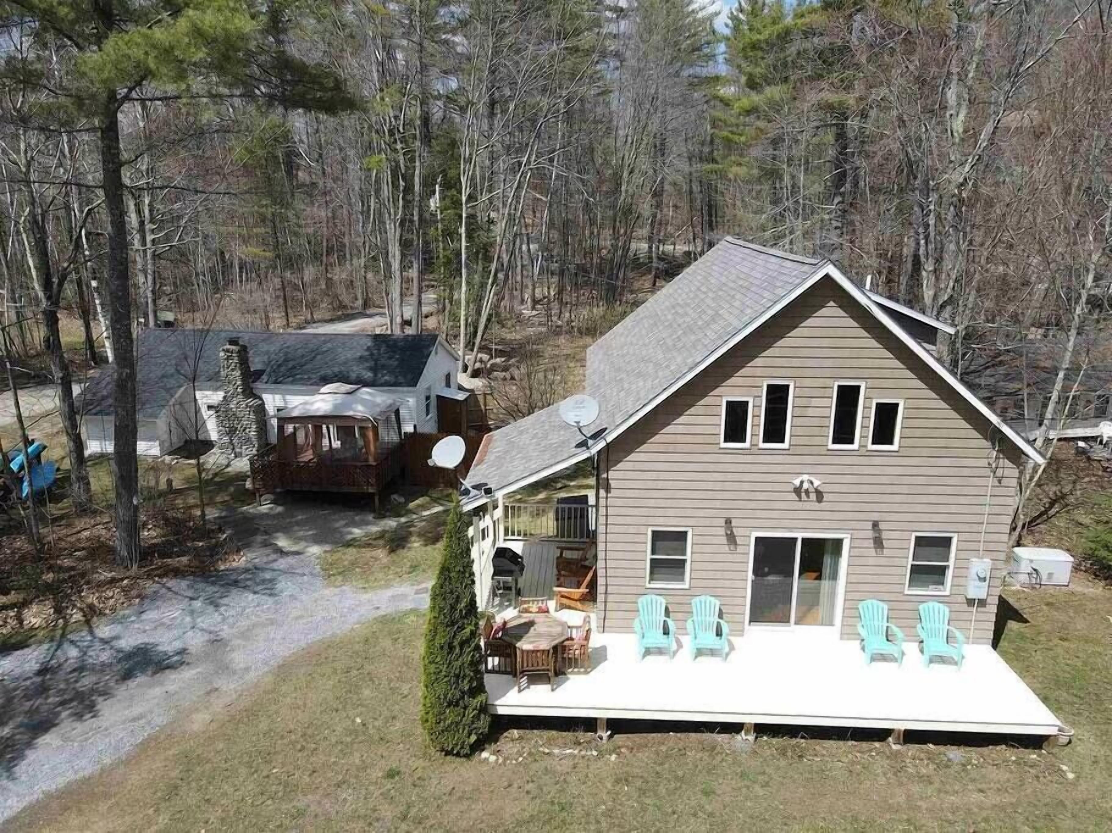 Honeymoon Cabin and Little Cabin Retreat (2)