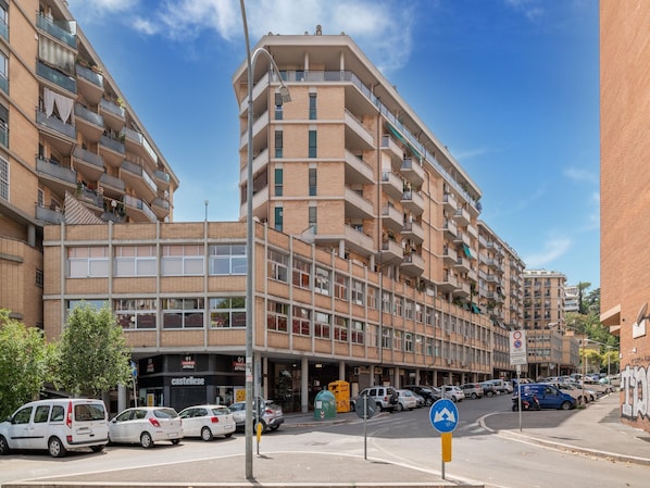 Apartment | Exterior
