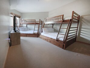 3 Schlafzimmer, Bügeleisen/Bügelbrett, kostenloses WLAN, Bettwäsche