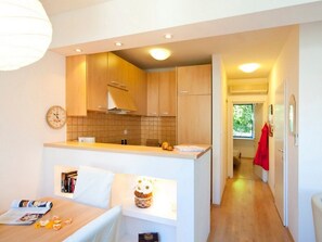 Apartment | Private kitchen | Fridge, microwave, oven, stovetop - Apartments Sensa - Modern One-bedroom Apartment (Dubrovnik)