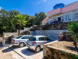 Apartment | Exterior