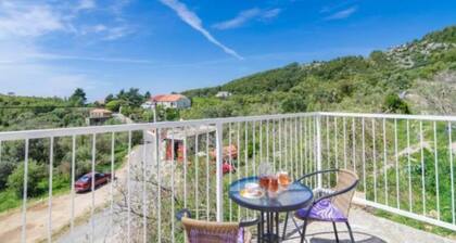 Apartments Dalamar - Three-bedroom Apartment With Terrace