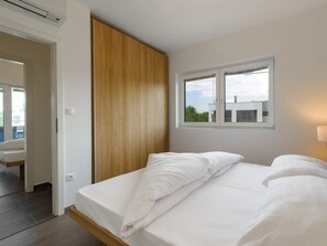 Apartment | 2 bedrooms, bed sheets - Apartment in Zsira Near Thermal Spa (Zsira)