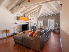 Living room - Belvilla by OYO Casa Dana (Sale Marasino)