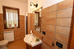 Villa | Badezimmer
