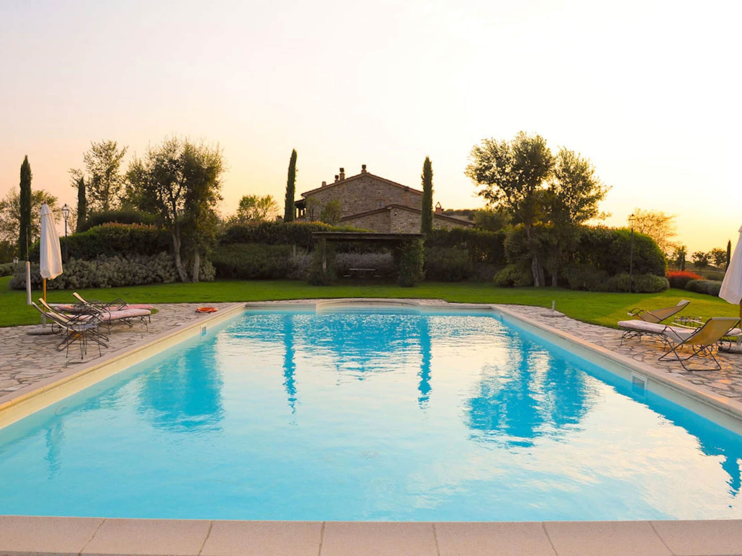 Villa | Pool | Indoor pool, outdoor pool