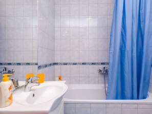 Apartment | Bathroom - Ana Apartment - One Bedroom Apartment With Balcony (Konavle)