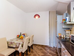 Apartment | Dining - Ana Apartment - One Bedroom Apartment With Balcony (Konavle)