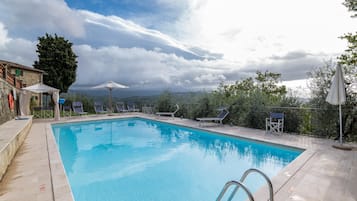 House | Pool | Outdoor pool