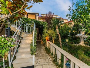Apartment | Exterior - Apartments Roda - Standard One Bedroom Apartment With Terrace - (Supetar)
