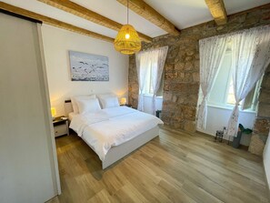 Casa | 4 camere, con arredamento individuale, lenzuola