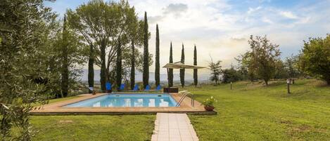 Villa | Pool | Indoor pool, outdoor pool