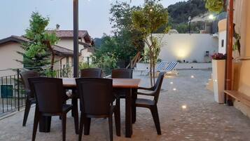 House | Balcony
