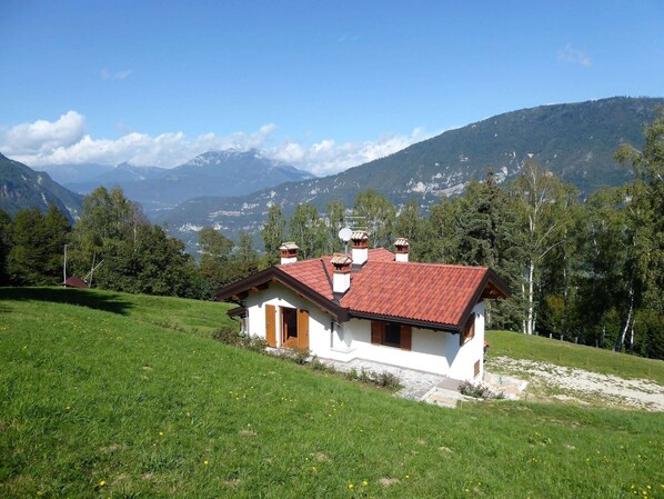 Chalet | Exterior