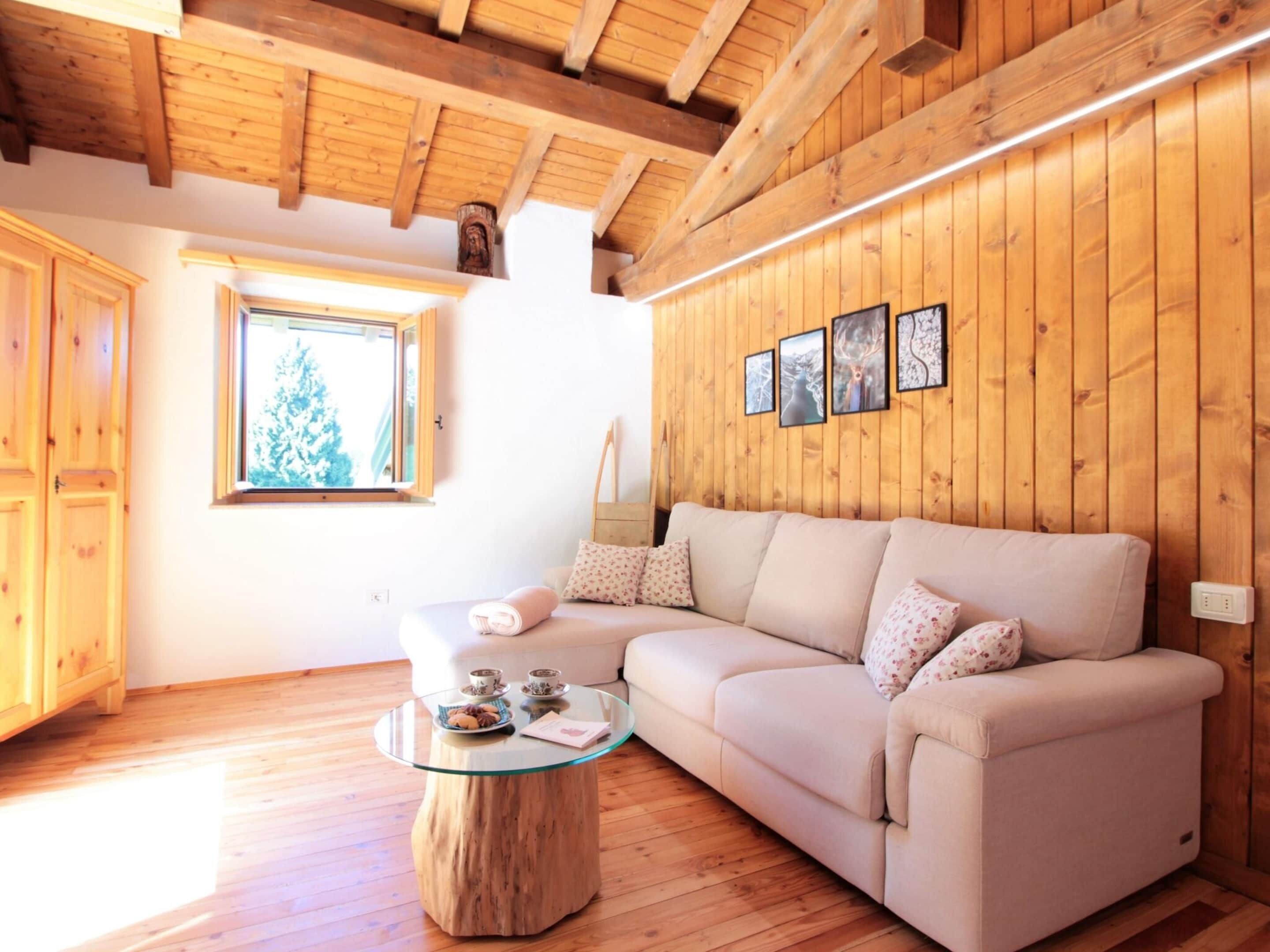 Chalet | Living area