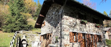 Chalet | Exterior