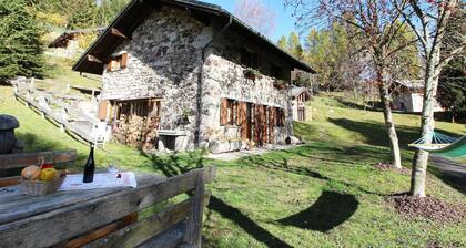 Belvilla by OYO Baita Silana