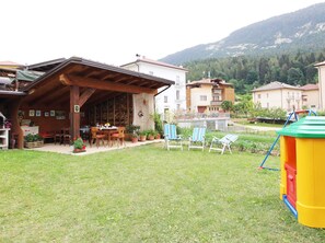 House | Bahagian luar