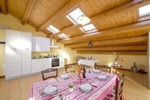 Dining - Venetian Villa With Pool and Sauna (Codevigo)