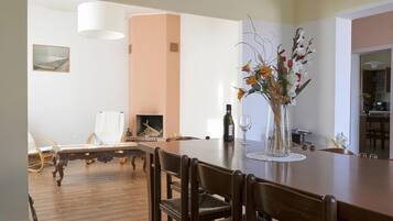 Villa | Tempat makan