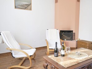 4 bedrooms, individually furnished, bed sheets - Lagoonside Elegance With Sauna (Codevigo)