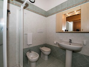 House | Bathroom - Belvilla by OYO Bottrigo A Retro (Bardolino)