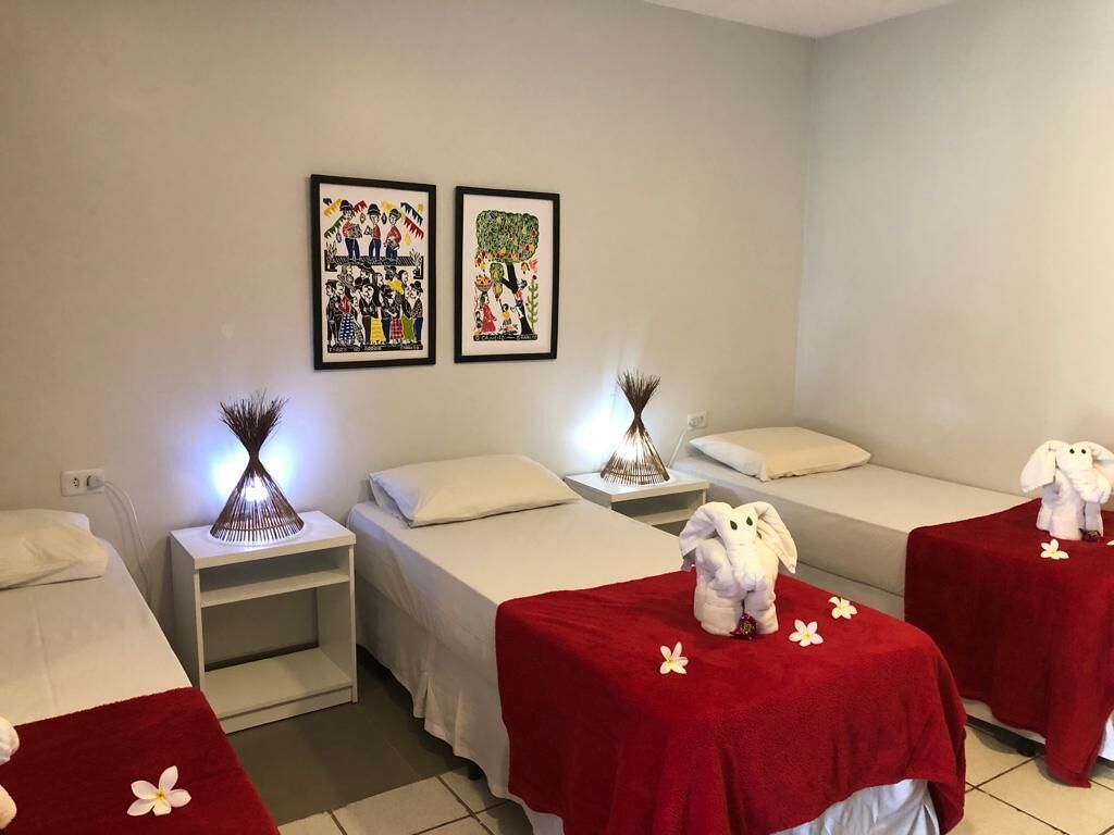 Quarto conforto | Roupas de cama antialérgicas, ferros/tábuas de passar roupa