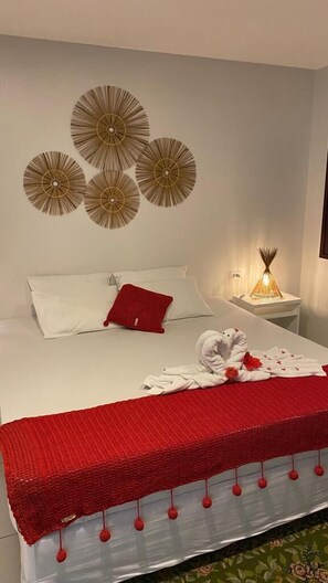 디럭스룸 | 저자극성 침구, 다리미/다리미판, 무료 WiFi, 침대 시트