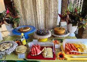 Tägliches inbegriffenes Frühstücksbuffet