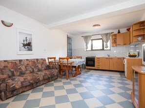 Apartment | Living room - Apartment With Terrace and Pool (Konavle)
