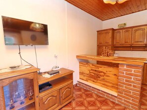 Apartment | Private kitchen | Fridge, oven, stovetop - Apartments Peselj-one Bedroom Apartment With Balcony and Sea View (Smokvica)