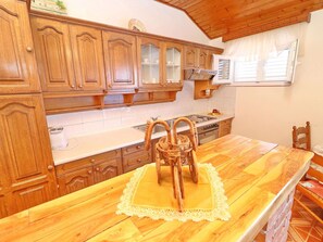 Apartment | Dining - Apartments Peselj-one Bedroom Apartment With Balcony and Sea View (Smokvica)